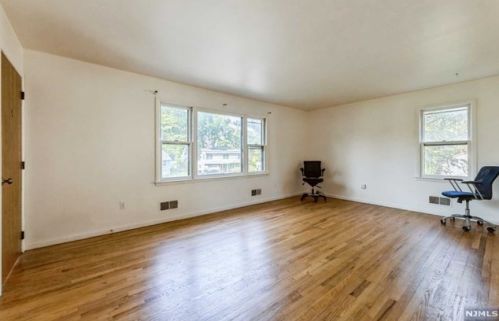 53 Hudson Ave, Englewood NJ  07631-1816 exterior