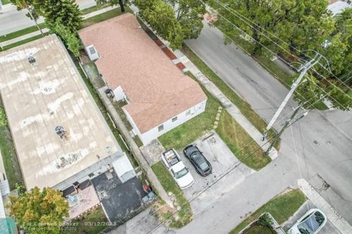 1602 17 Ave, Hollywood FL 33020-2814 exterior