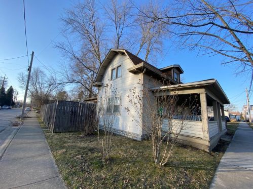194 5th St, New Harmony, OH 45176-1107