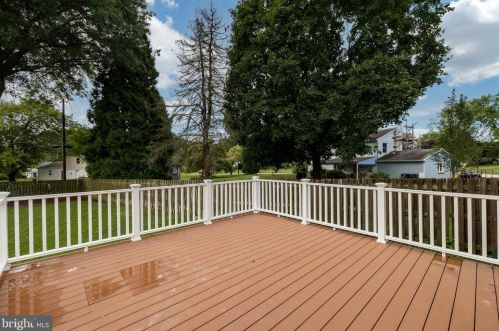 24 Oak Rd, Collegeville, PA 19426-2022