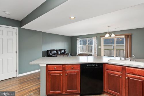 29 Spring View St, Carlisle PA  17013-4460 exterior