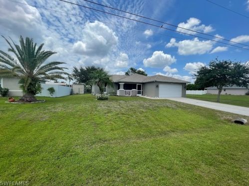 337 14th Ter, Cape Coral, FL 33909-1253