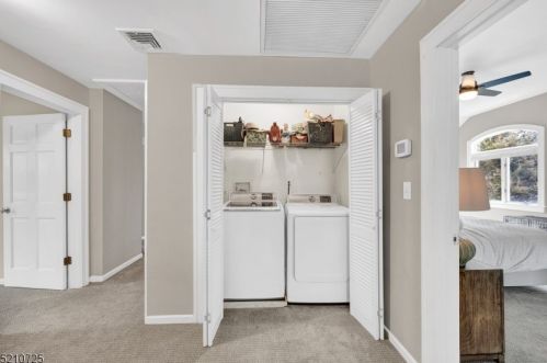 170 Rainbow Trl, Parsippany NJ  07834-3214 exterior
