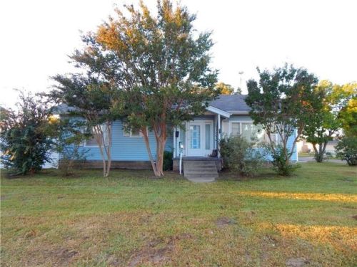 323 9th St, Shawnee OK  74801-7664 exterior