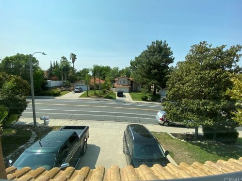 39754 Roripaugh Rd, Temecula CA  92591-6117 exterior