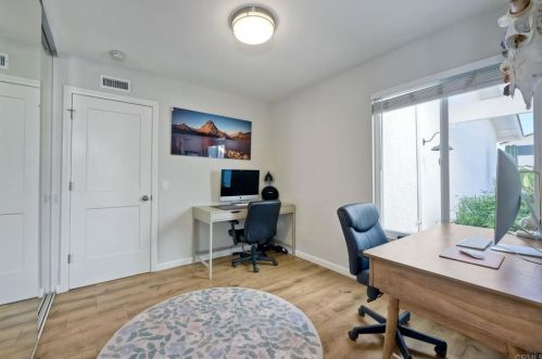 215 Village Run, Encinitas CA  92024-3056 exterior