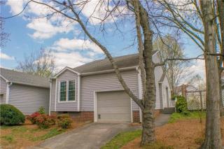 127 Pebble Ridge Ln, Winston Salem, NC 27104-2537