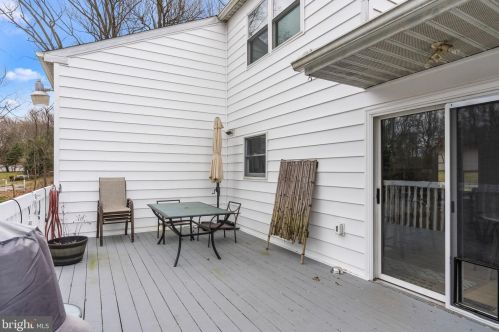 176 Sunset View Dr, Glen Mills PA  19342-1274 exterior