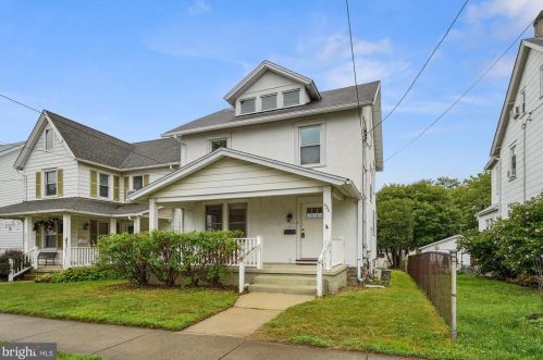 420 Center St, Kennett Sq, PA 19348-3249