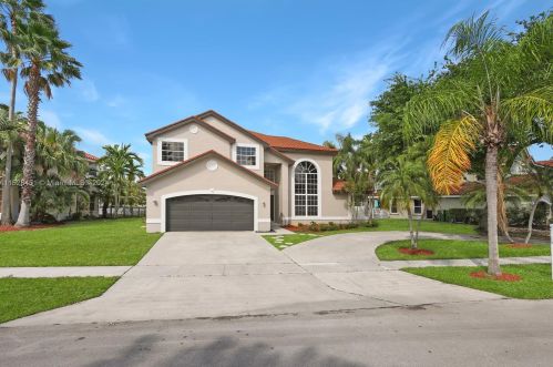 704 177th Ave, Hollywood, FL 33029-3152