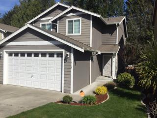 3530 Rozene Way, Bremerton, WA 98311-8241
