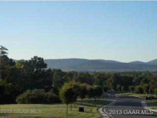 2416 Forest Dr, Waynesboro, VA 22980-2018