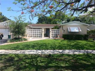3421 125th Ct, Miami, FL 33175-2939