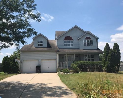 107 Stockton Blvd, Berlin Boro NJ  08009-1173 exterior