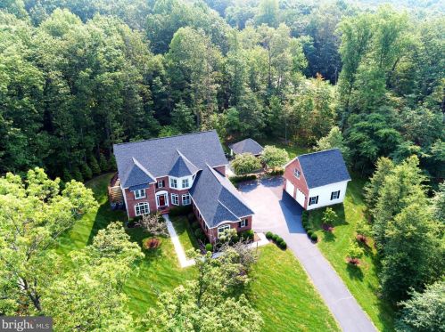 20500 Stone Fox Ct, Leesburg VA 20175-7223 exterior