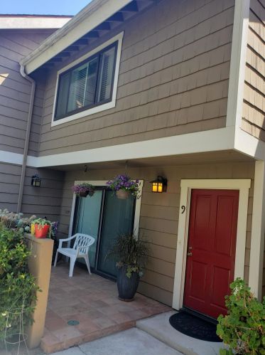 611 Sola St, Santa Barbara CA  93101-4258 exterior