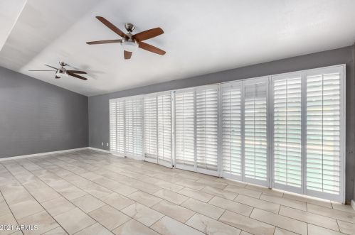 1202 Bethany Home Rd, Phoenix AZ  85015-1938 exterior