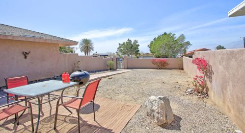66154 6th St, Desert Hot Springs CA  92240-3170 exterior