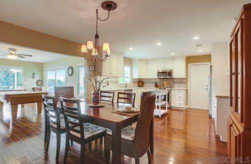 17504 Bernardo Oaks Dr, San Diego CA 92128-2109 exterior