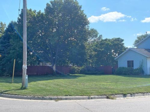 905 Franklin St, Watertown WI  53094-7007 exterior