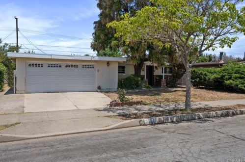 2827 Mayfair Ave, Orange, CA 92867-7333