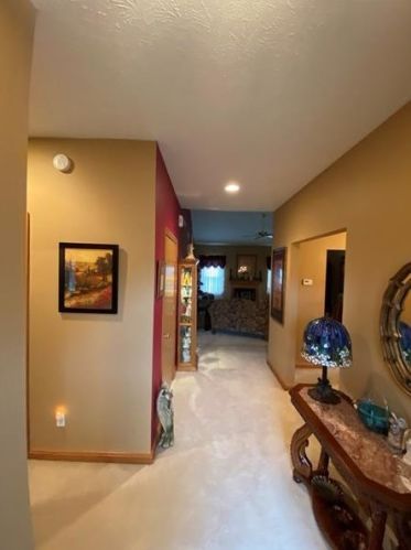 38 Wynfield Ln, New Wilmington, PA 16142-2032