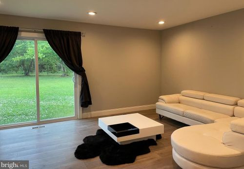 121 Arbor Mdw Dr, Erial NJ  08081-1754 exterior