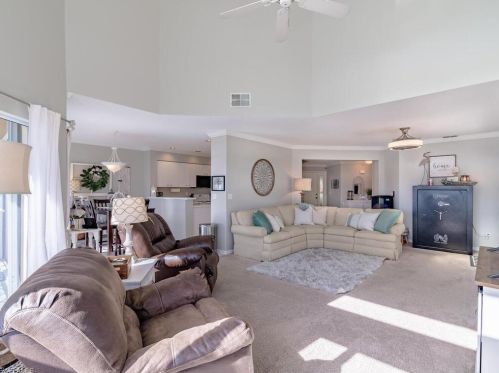 140 Eveningstar Cay, Naples FL  34114-9611 exterior