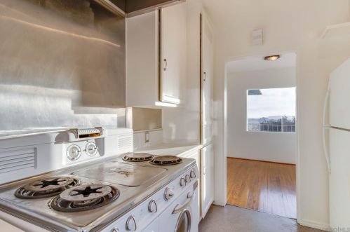 1917 California St, San Diego CA 92110-2113 exterior