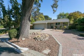 4231 Moss Dr, Sacramento, CA 95822-1620