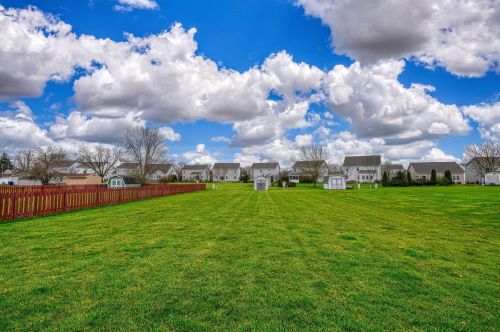 27 Glengary Dr, Delaware OH  43015-7615 exterior