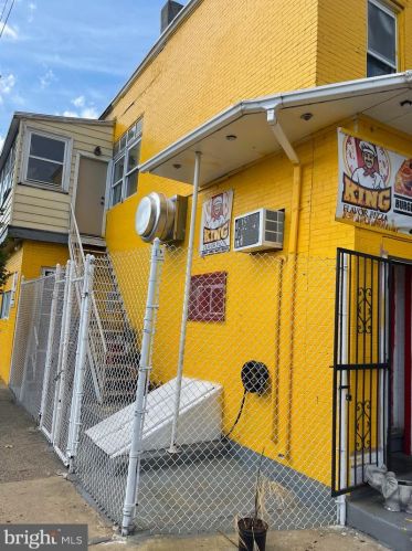 701 9th St, Camden NJ  08102-1701 exterior