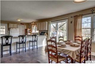 1923 Englewood Dr, Tuscaloosa, AL 35405-9503