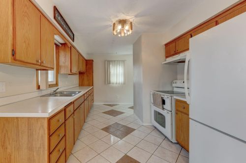 659 California Ave, Saint Paul MN  55106-1001 exterior