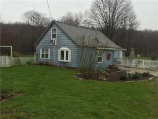 3096 Valley Rd, Mercer, PA 16137-2342