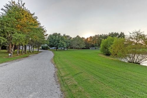 2080 Rogers Ln, Lebanon, TN 37087-7382