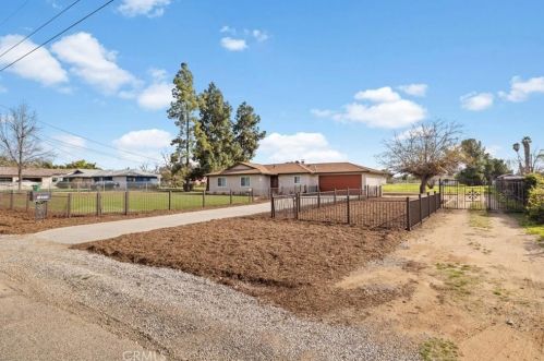 18809 Kross Rd, Riverside, CA 92508-8964