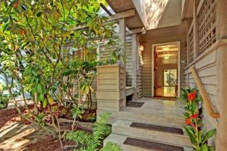 1742 26th Ave, Seattle, WA 98112-3014