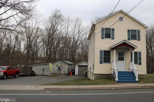 17 Beaver Ave, Annandale, NJ 08801-3062