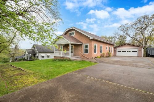 505 5th St, Langeloth, PA 15054-1105