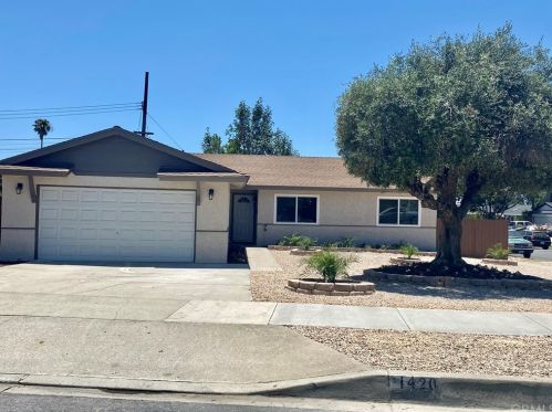 1420 Raymond St, Ontario, CA 91764-1136