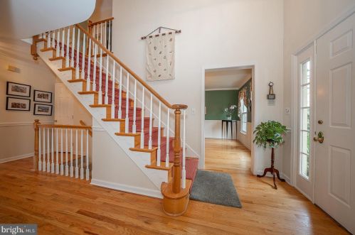 445 Waynesbrooke Rd, Berwyn, PA 19312-2061
