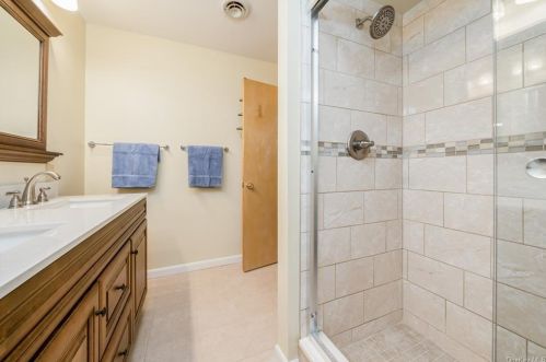 188 Bellvale Lakes Rd, Warwick NY  10990-3454 exterior