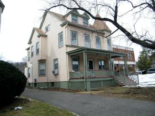 84 Valley Rd, Montclair NJ  07042-2209 exterior