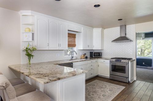 38 Deneveu Cir, Fond Du Lac WI  54935-5457 exterior