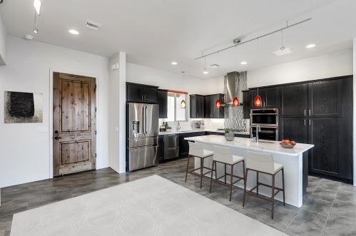 7984 Galileo Ln, Tucson, AZ 85747-9609