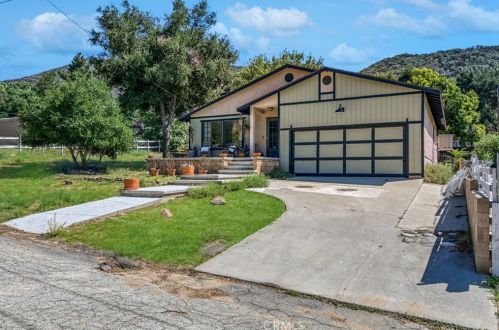 40152 Calle Plana, Santa Clarita CA  91390-1086 exterior