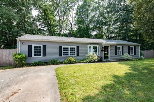 81 Lantz Ave, Whitman, MA 02382-1958