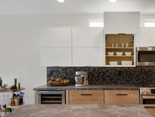 821 Summit Dr, Palm Springs CA  92262-1227 exterior