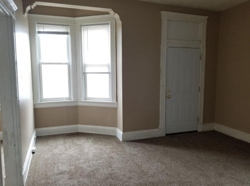 4431 Allison St, Cincinnati, OH 45212-3053